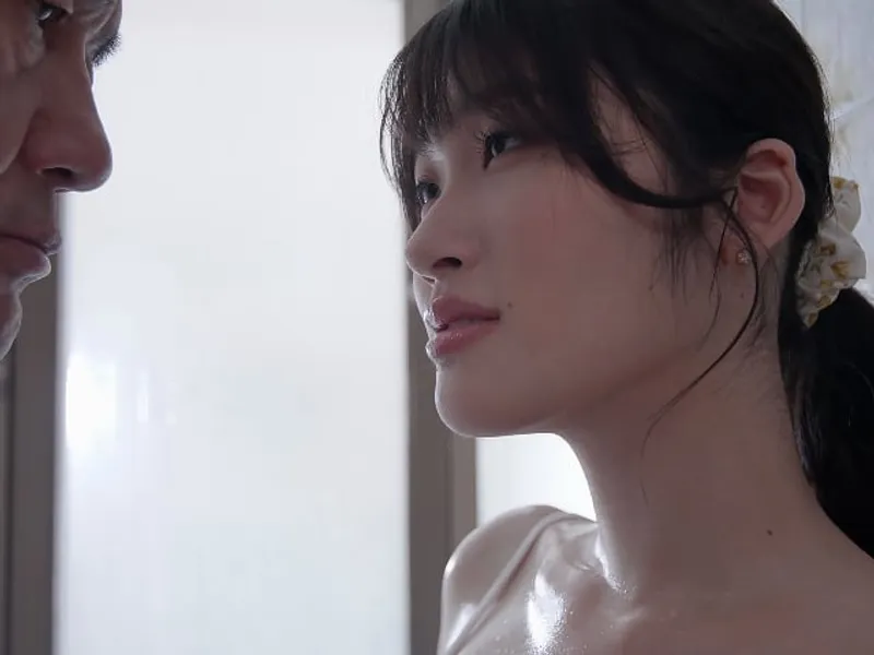 Anh xã bỏ bê, người vợ được ông chú giúp thỏa mãn cơn dâm dục lồn